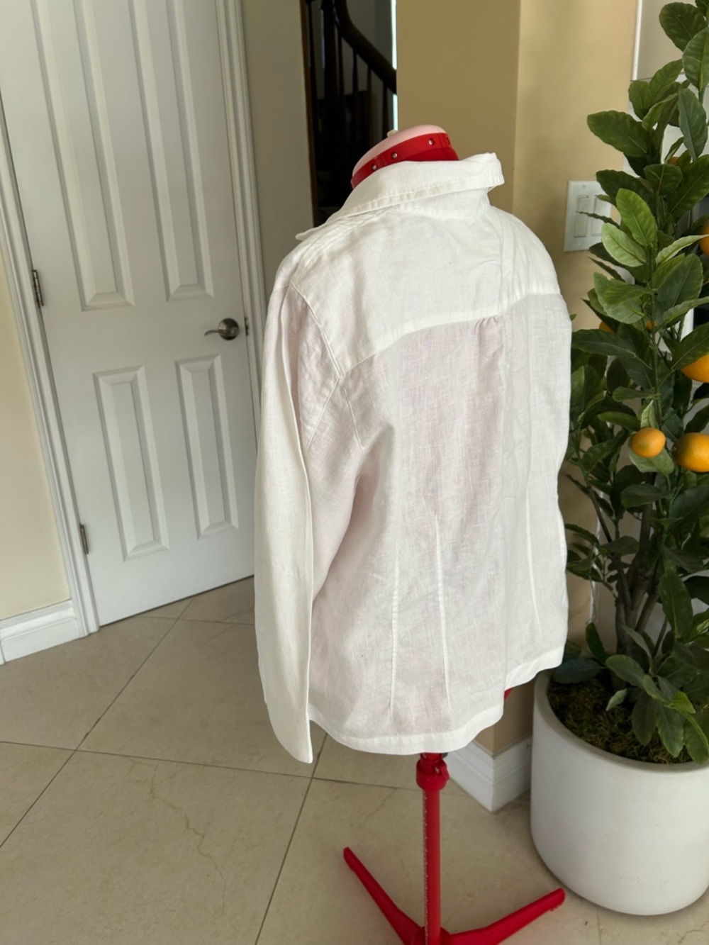 Chicos size 3 Women’s White 100%  Linen Button-Front Jacket - Picture 6 of 7